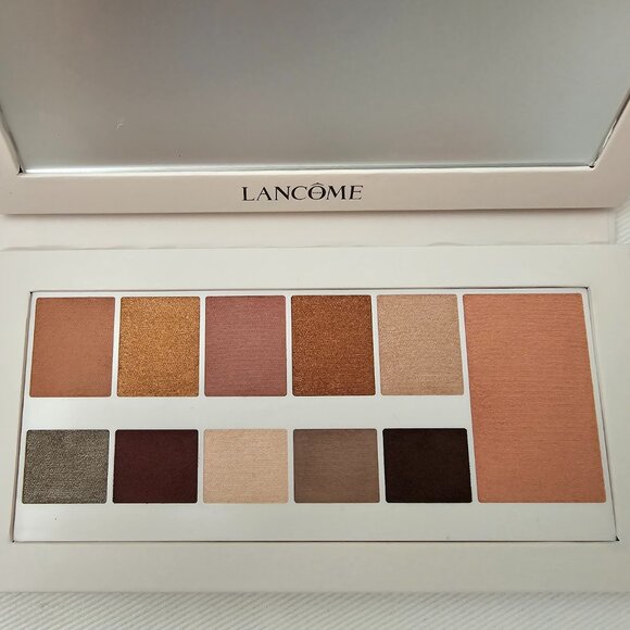 LANCOME Limited Edition Eyeshadow and Blush Makeup Palette with Mirror Combo Set - Picture 3 of 5